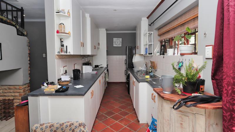 4 Bedroom Property for Sale in Somerset West Western Cape